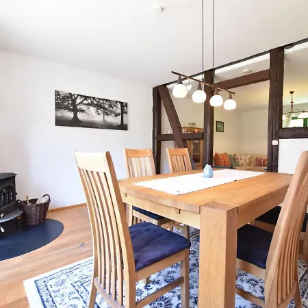 Spacious Holiday Near The Beach *
