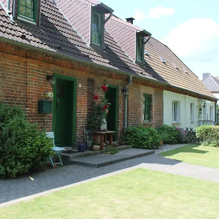 Spacious Holiday Near The Beach Holiday home